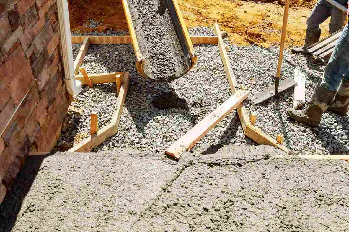 Concrete Pouring Services in Calgary, AB<br />

